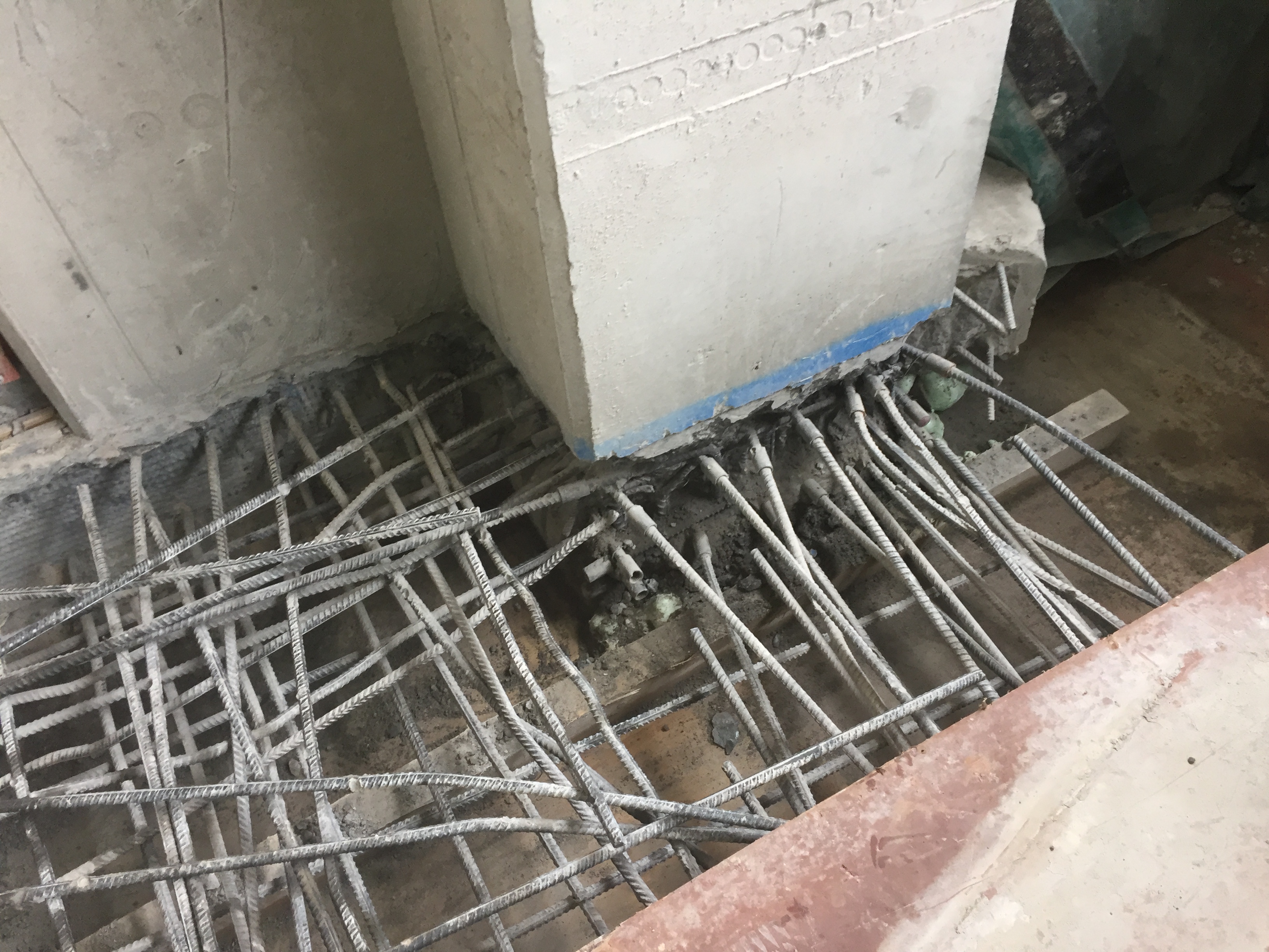 Concrete breaking