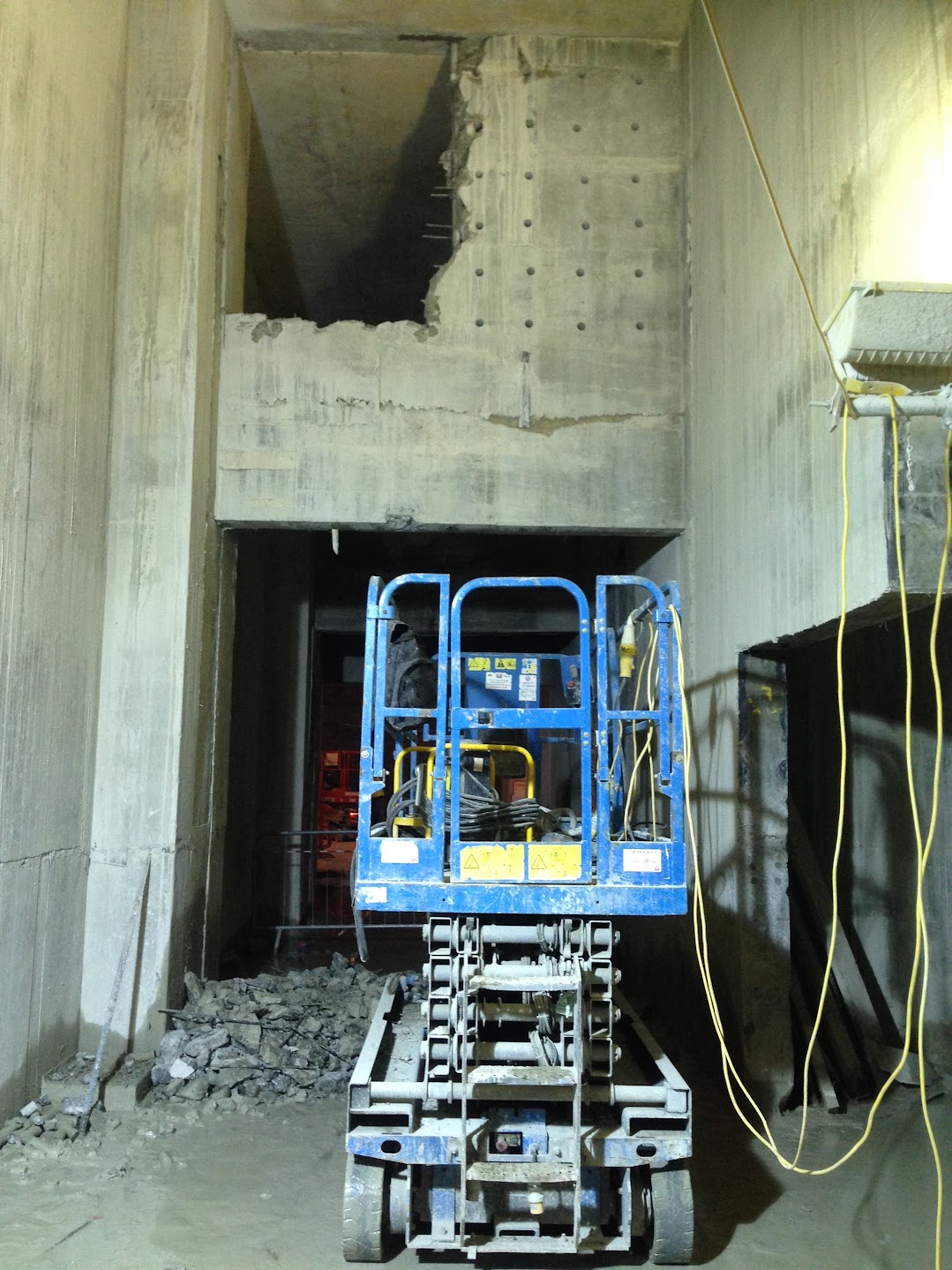 Hydraulic bursting